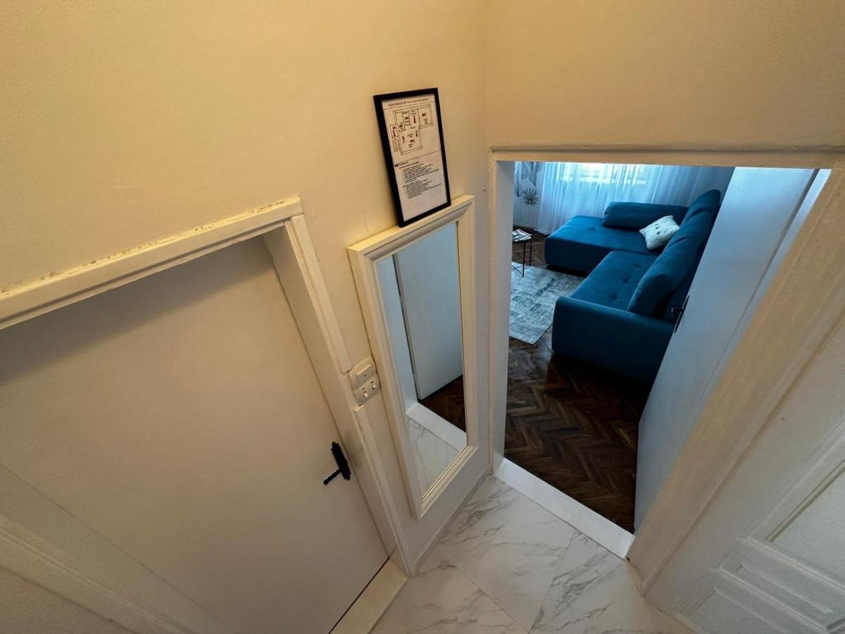 Pure Of Joy City Centre Apartment Subotica Luaran gambar